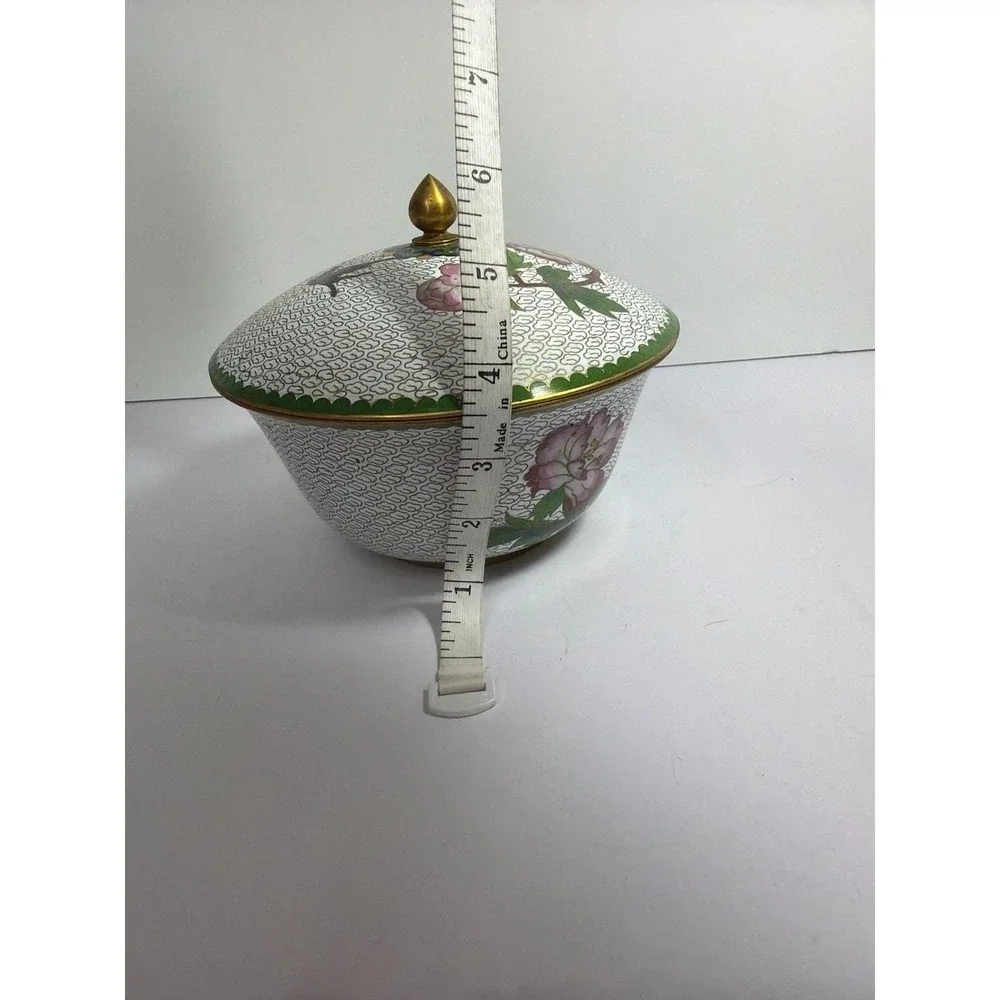 Vintage Chinese Cloisonné Lidded Bowl White Enamel‎ Birds and Peony 6-inch